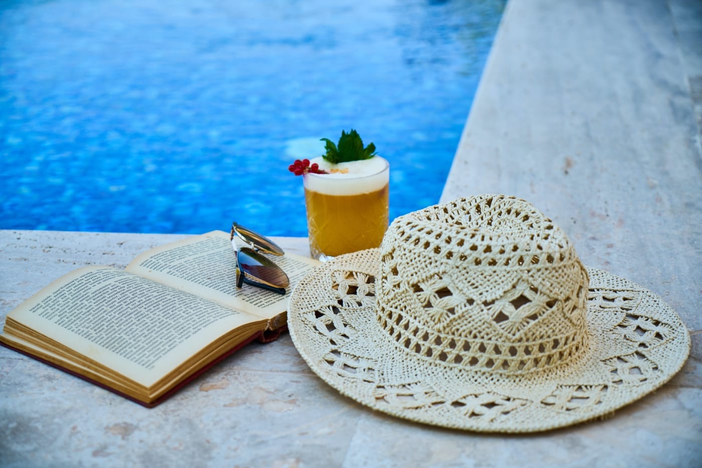14 Reasons Why Reading Is Good for Your Health